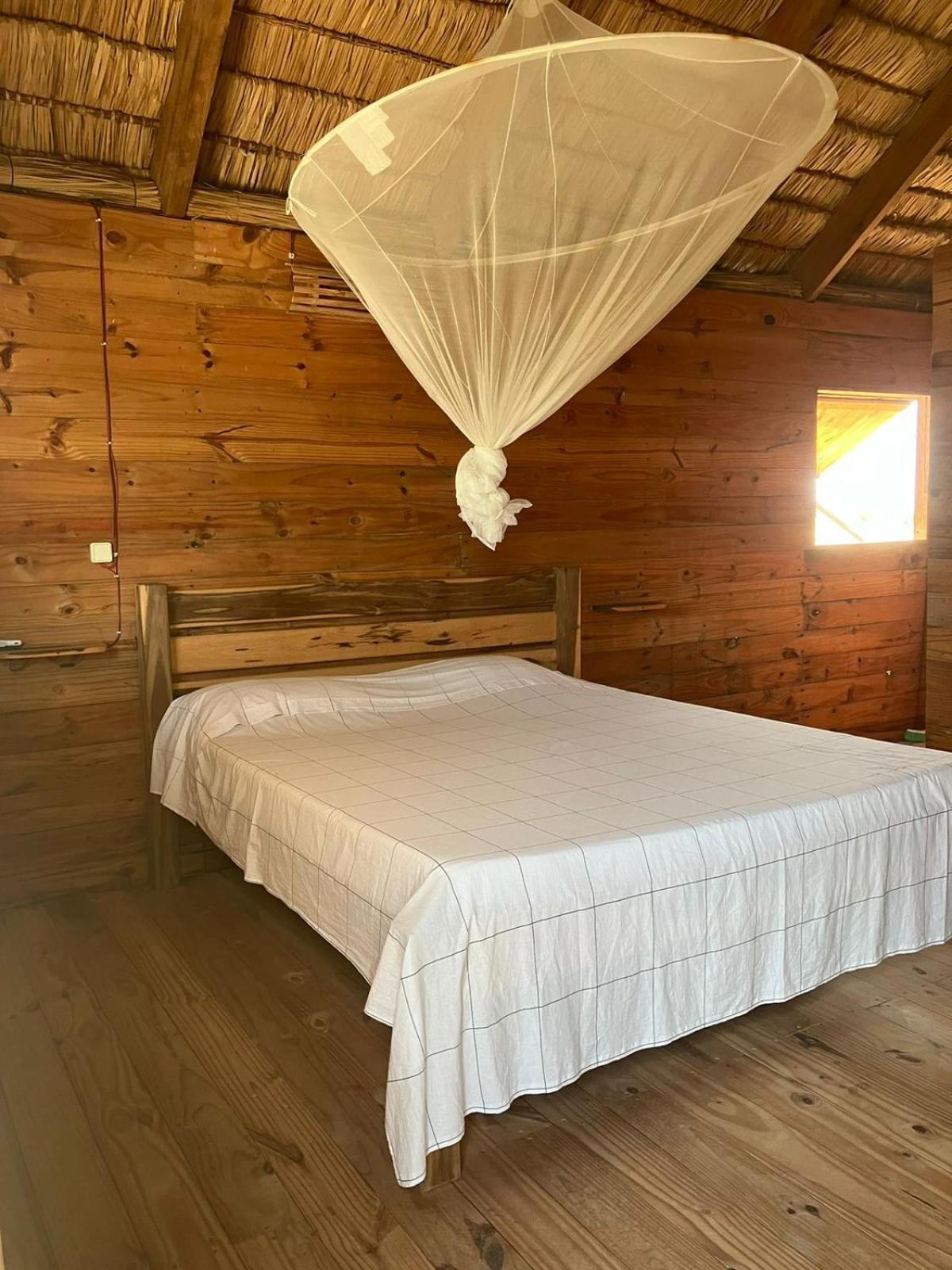 Bed and Breakfast Vazaha Vezo à Andavadoaka Extérieur photo